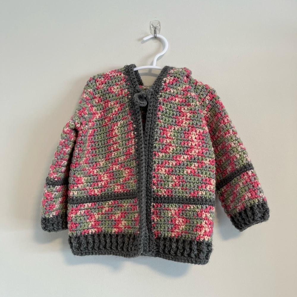 Hand knit boho style cardigan 🖤 - Picture 4 of 5